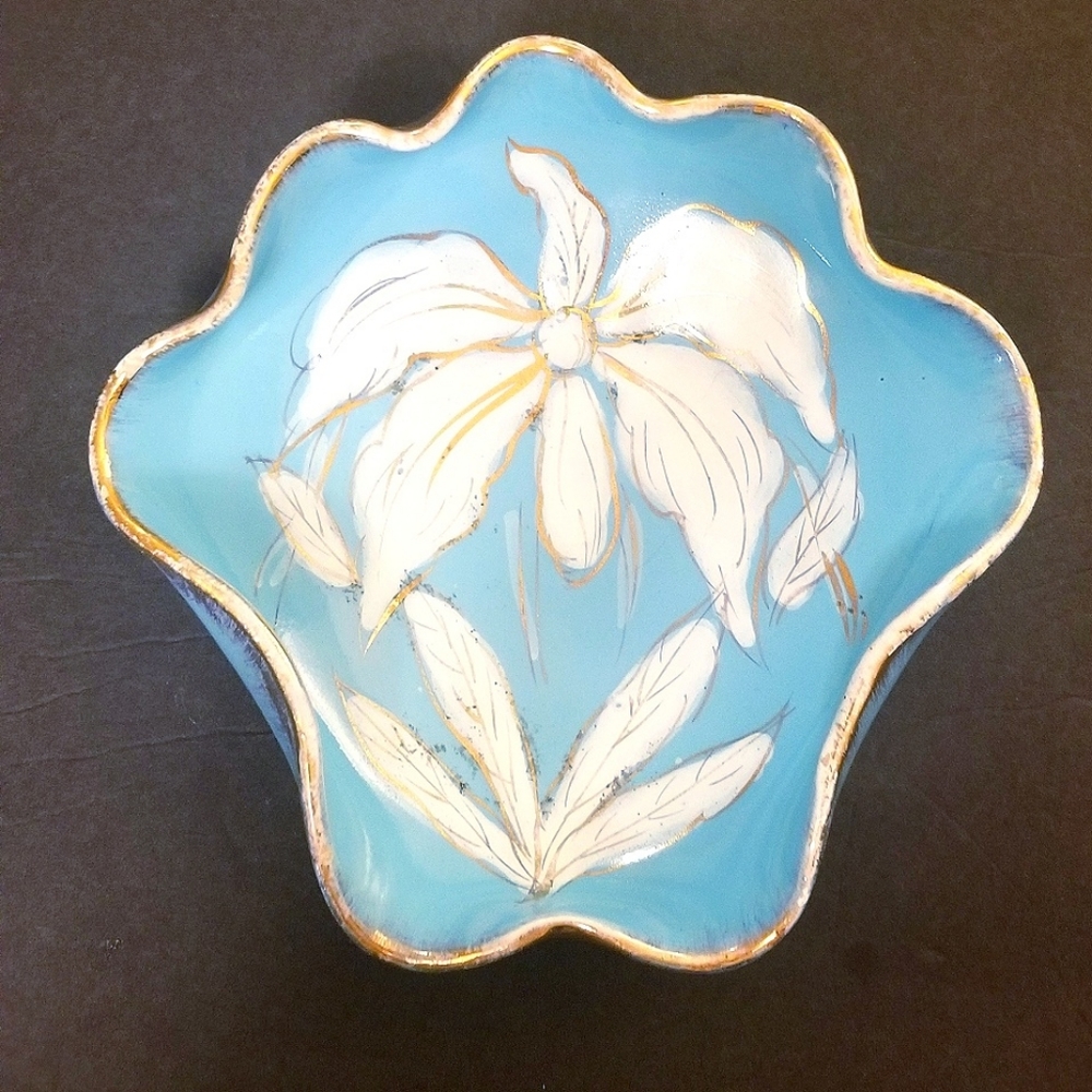 Candy or trinket dish